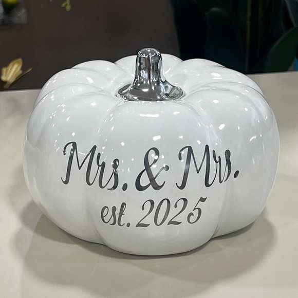 2025 Mr & Mrs Weeding Pumpkin Decor With Silver Stem NWT - Picture 1 of 1